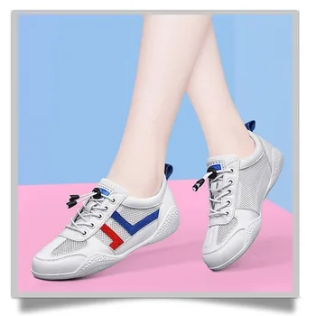 Весенне-осенняя спортивная обувь для путешествий, повседневная обувь для прогулок и вождения, женская обувь для бега на толстой подошве, обувь для отдыха на плоской подошве в стиле ретро